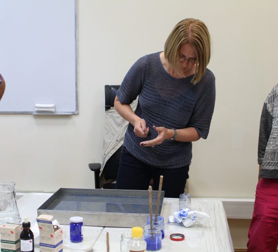 Kursai pas ebru meistrą Alparslan Babaoglu || The course of ebru master Alparslan Babaoglu