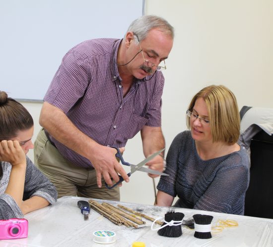 Kursai pas ebru meistrą Alparslan Babaoglu || The course of ebru master Alparslan Babaoglu